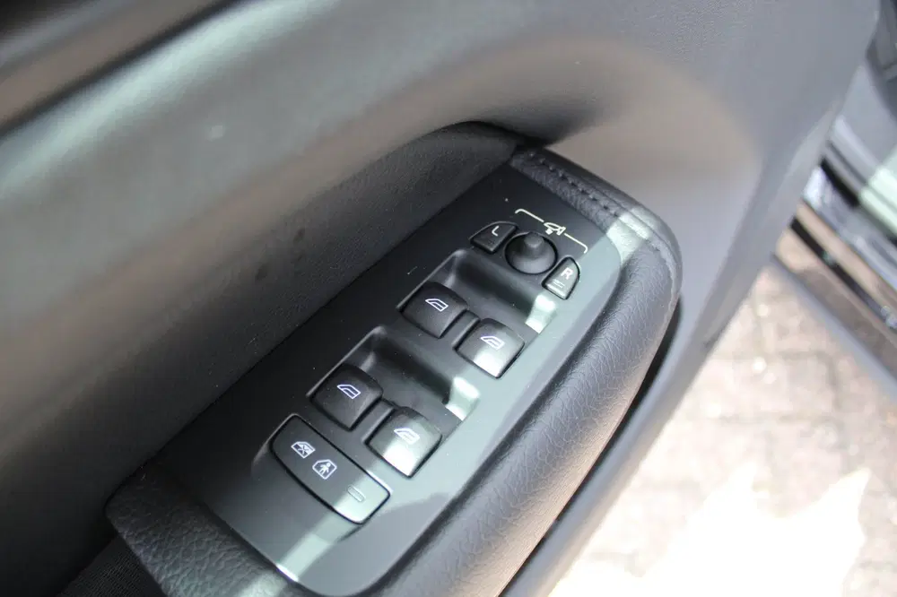 Volvo XC60 2.0 Recharge T8 AWD Inscription AUTOMAAT uit 2019, foto 13