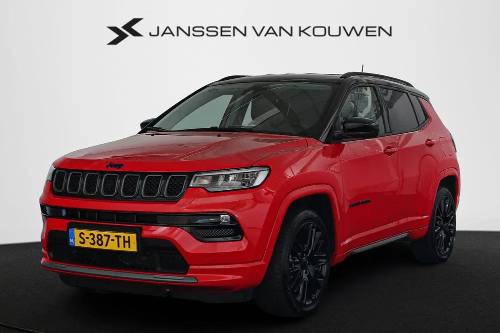 Jeep Compass 4xe 240 Plug-in Hybrid Electric S Winterpa uit 2023