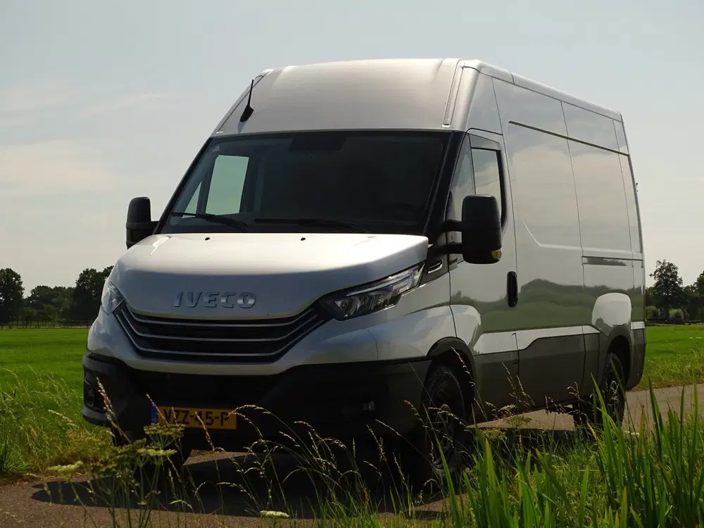 Iveco Daily 35S18 175PK L2 uit 2024, foto 2