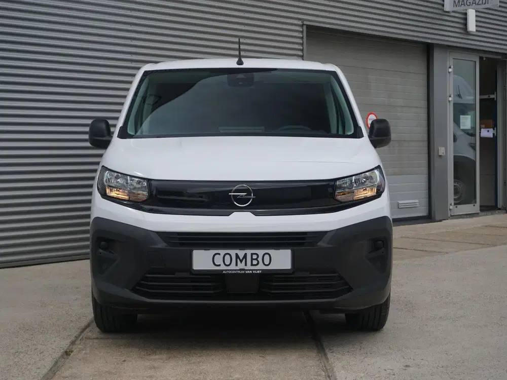 Opel Combo L2 50kWh uit 2026, foto 2