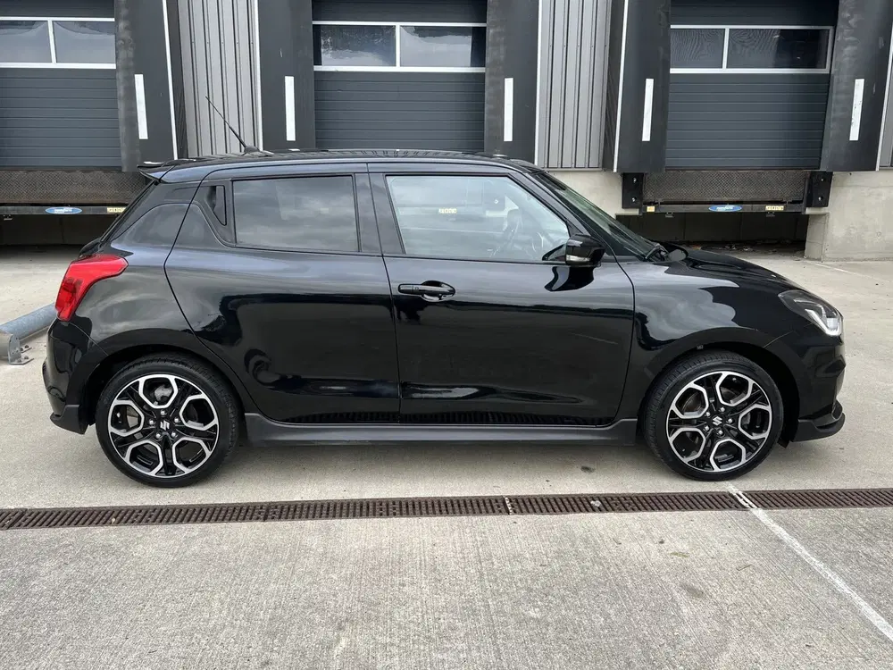 Suzuki Swift 1.4 Sport Smart Hybrid uit 2021, foto 5