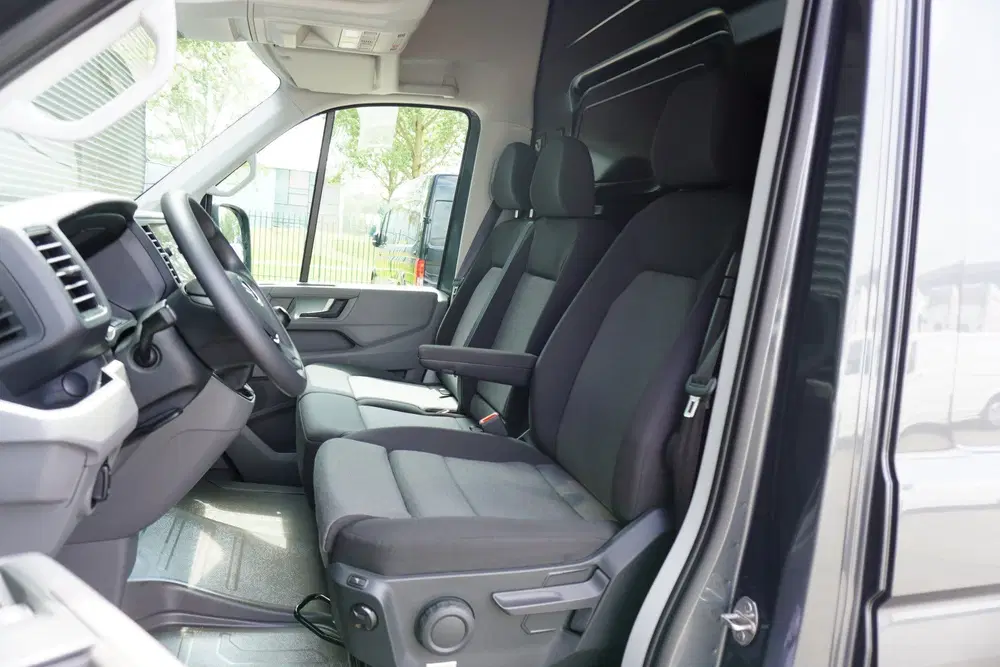 Volkswagen Crafter 180pk L4H3 uit 2024, foto 9