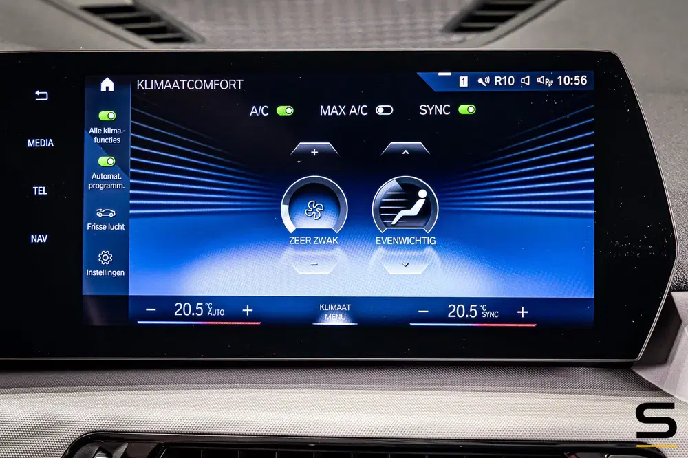BMW X1 XDrive25e uit 2023, foto 11