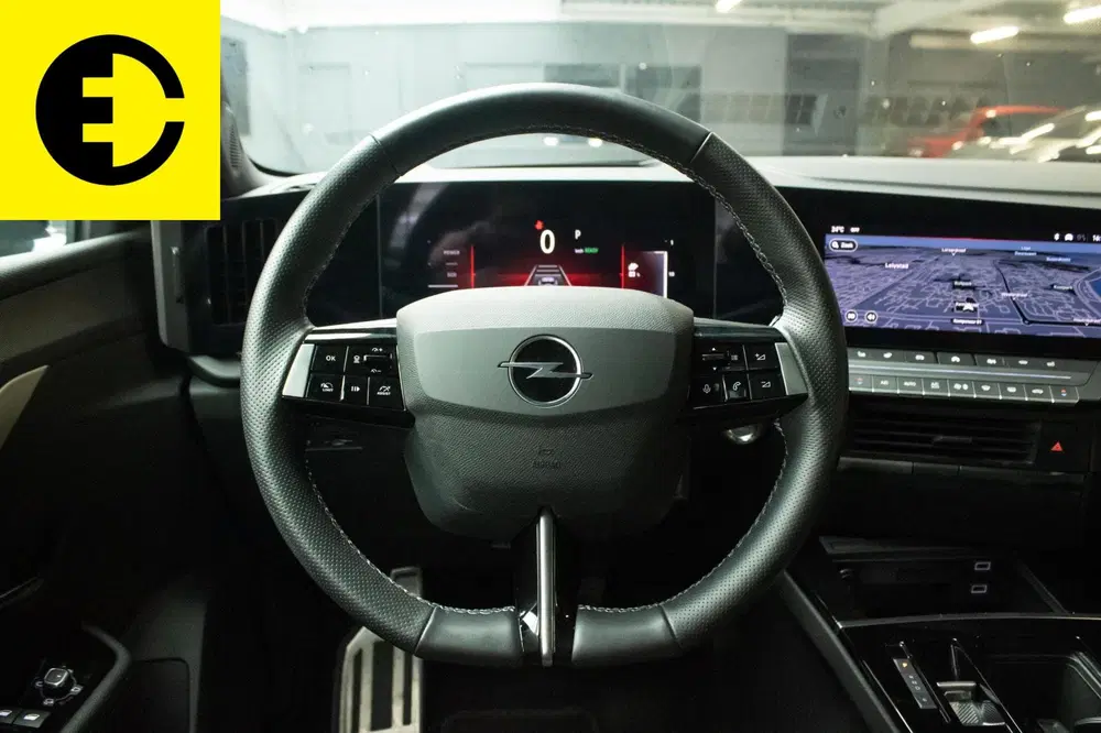 Opel Astra 54 kWh uit 2023, foto 3