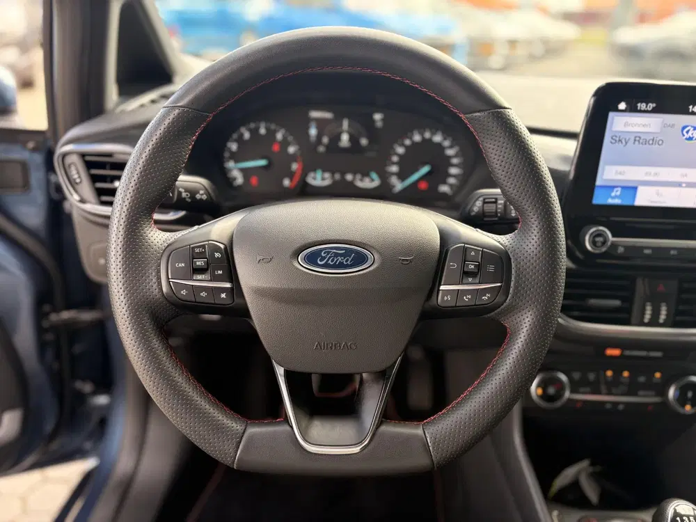 Ford Fiesta 1.0 EcoBoost Hybrid ST-Line Winter Pack I uit 2023, foto 14