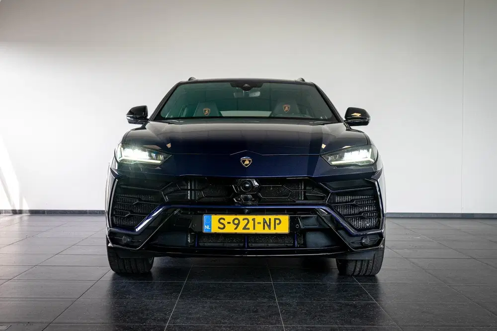 Lamborghini Urus 4.0 V8 uit 2020, foto 12
