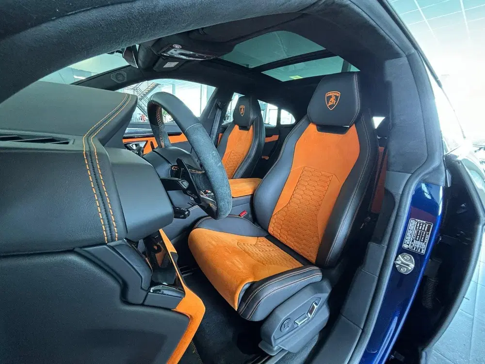 Lamborghini Urus 4.0 V8 uit 2020, foto 4