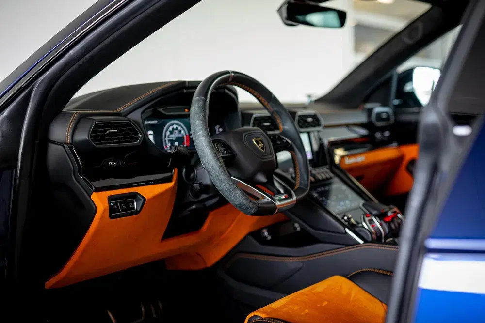 Lamborghini Urus 4.0 V8 uit 2020, foto 6