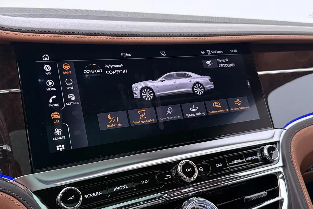 Bentley Flying Spur 6.0 W12 First Edition uit 2020, foto 13