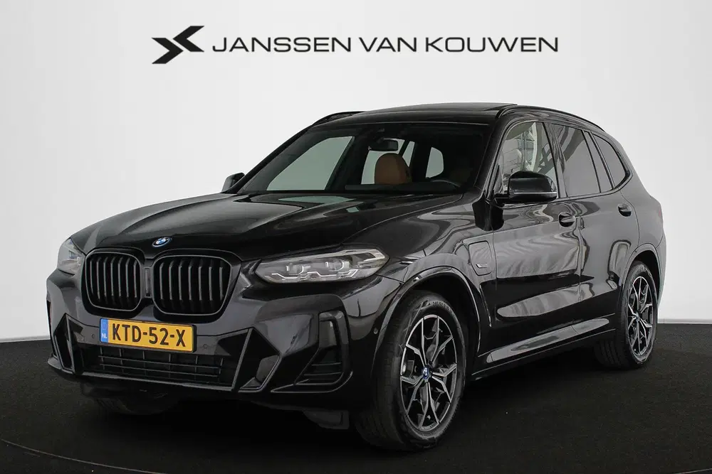 BMW X3 xDrive30e M Sport Panoramadak Stuur-Stoelv uit 2022