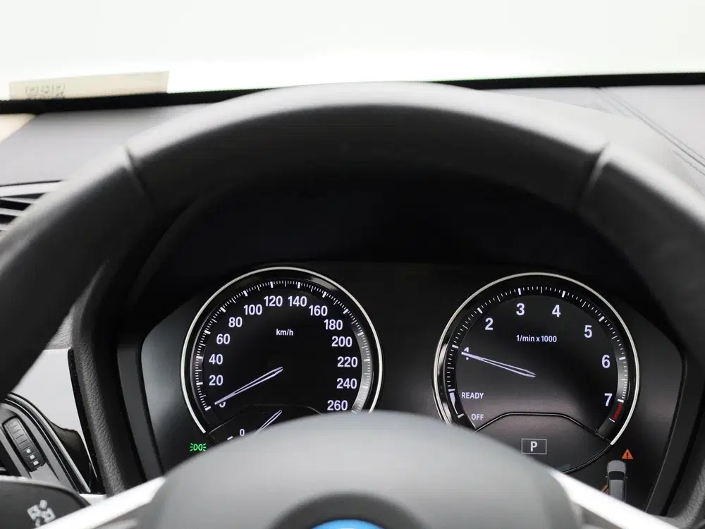 BMW X1 xDrive25e uit 2022, foto 8
