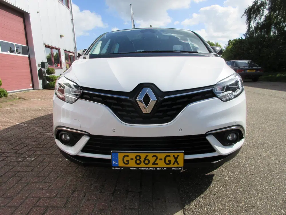 Renault Scenic Scénic 1.3 TCe Bose Automaat uit 2019, foto 2