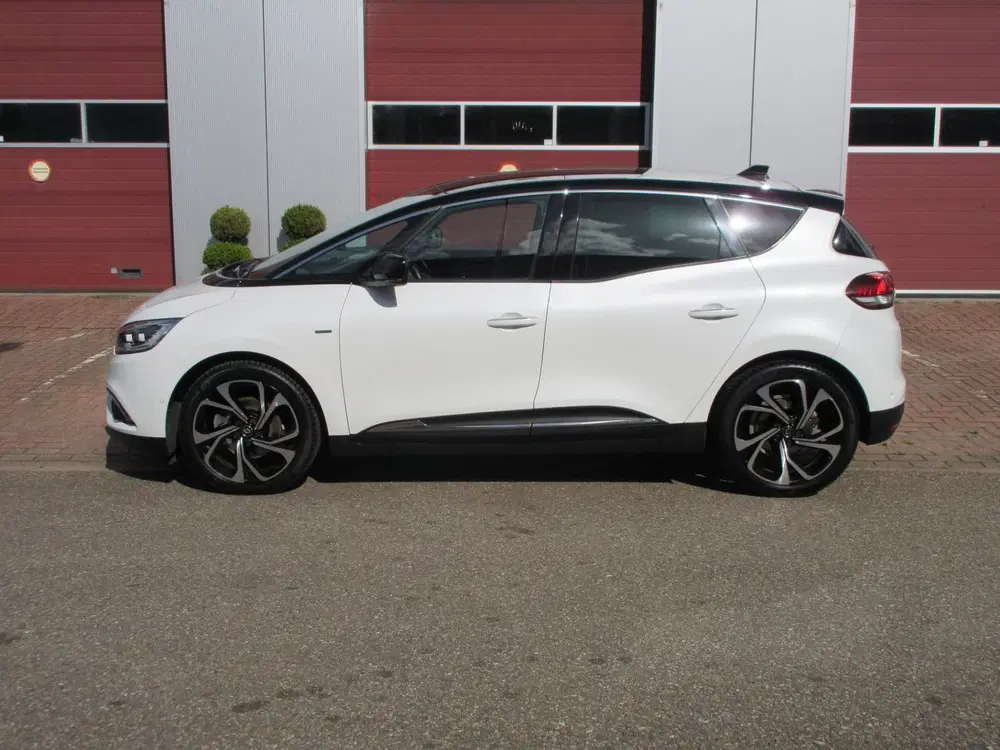 Renault Scenic Scénic 1.3 TCe Bose Automaat uit 2019, foto 3