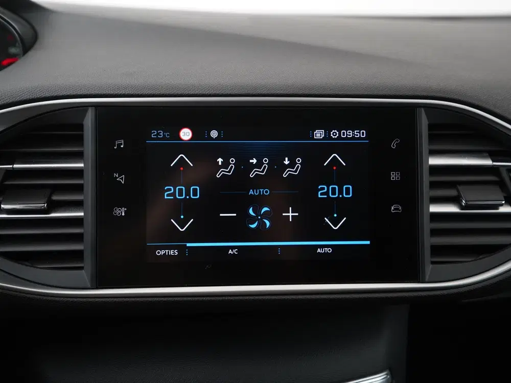 Peugeot 308 1.2 PureTech Style uit 2019, foto 15