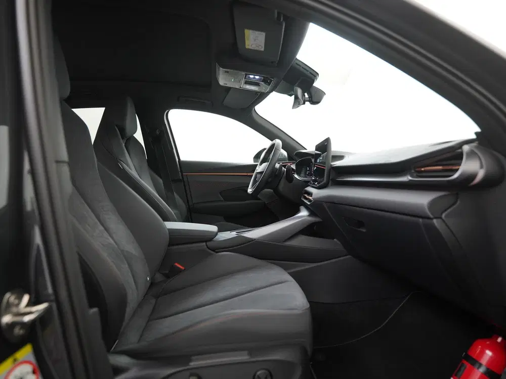 Cupra Terramar 1.5 TSI e-Hybrid Business uit 2025, foto 3