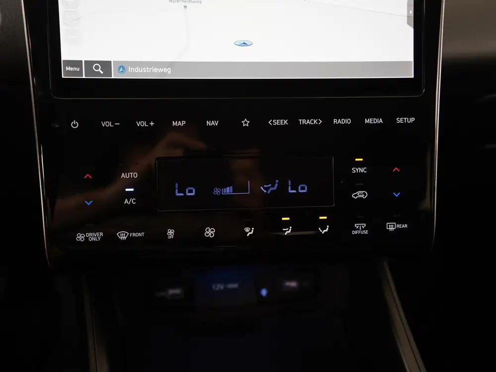 Hyundai TUCSON 1.6 T-GDI PHEV Premium Sky 4WD uit 2022, foto 14