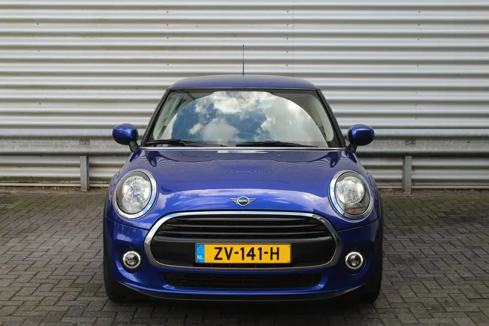 Mini One Cooper One 1.5 102pk Salt AUTOMAAT NL-Auto uit 2019, foto 2
