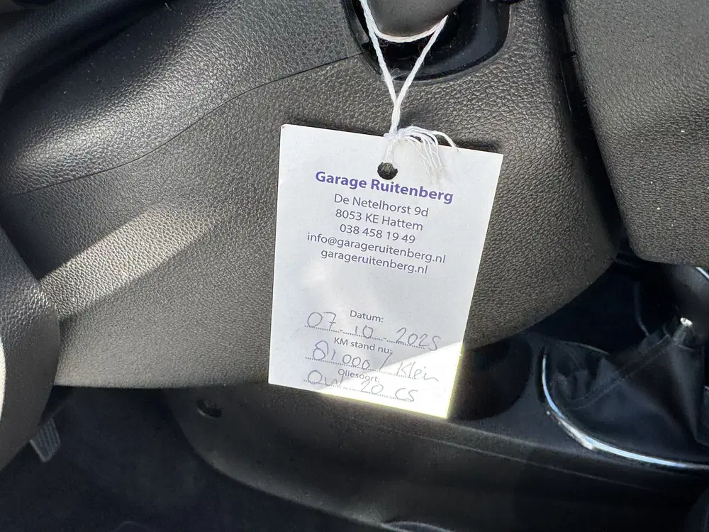 Opel Karl 1.0 75pk Automaat Rocks Online Edition LPG uit 2019, foto 10