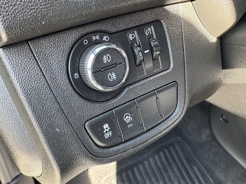 Opel Karl 1.0 75pk Automaat Rocks Online Edition LPG uit 2019, foto 9