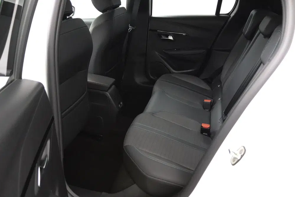 Peugeot 208 1.2 100 PK Allure Pack uit 2021, foto 5