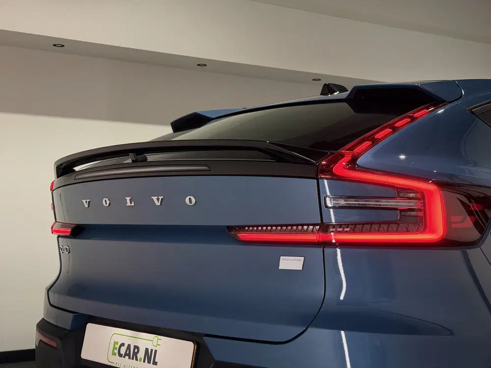 Volvo C40 Recharge Plus 69 kWh uit 2022, foto 10