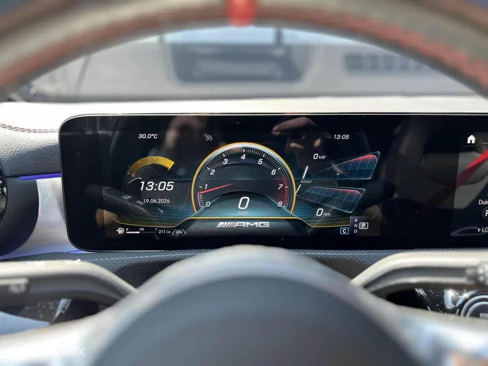 Mercedes-Benz CLA Mercedes CLA-klasse Shooting Brake AMG 35 uit 2020, foto 12