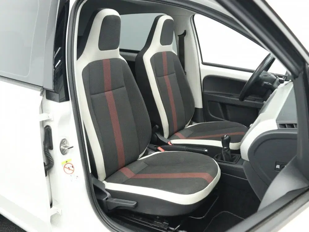 Volkswagen up! 1.0 BMT high-up uit 2019, foto 11