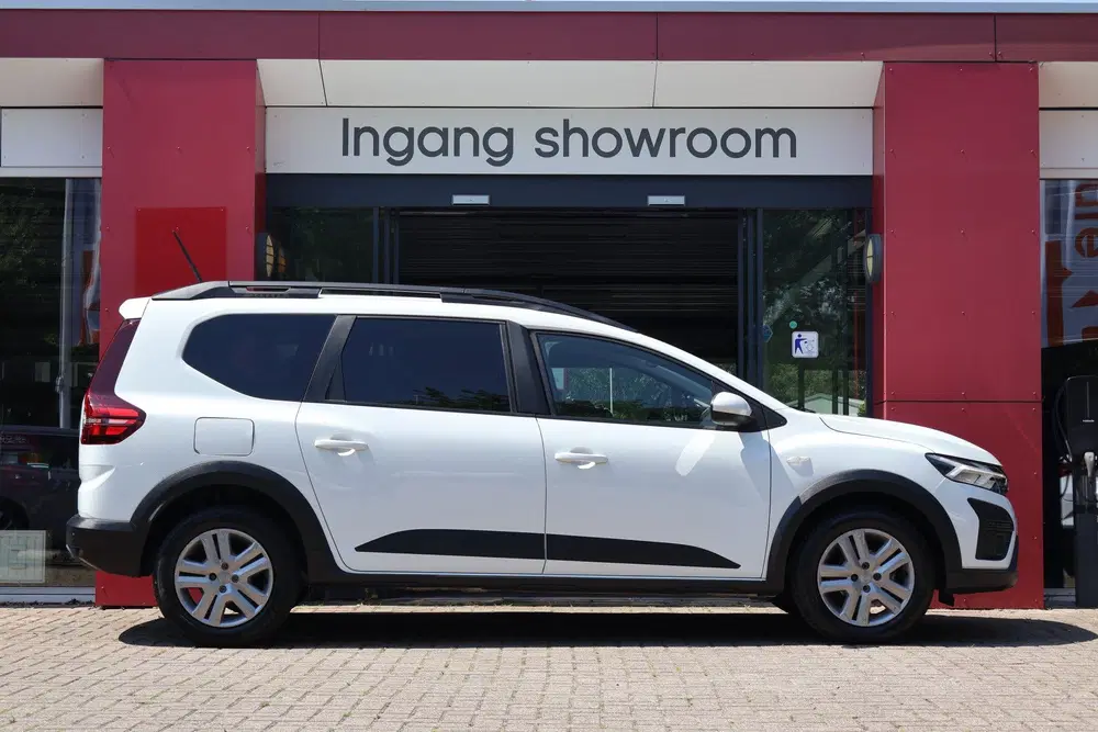 Dacia Jogger 1.0 TCe 100 ECO-G Expression 5p. uit 2023, foto 3