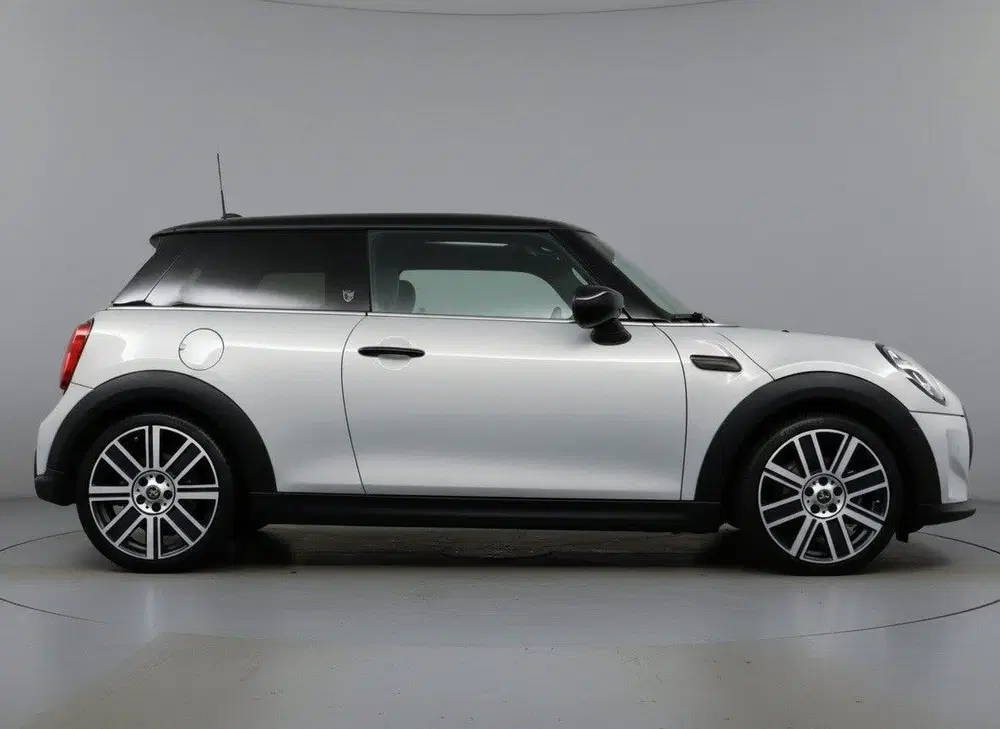 Mini Cooper 1.5 YOURS Edition uit 2021, foto 14