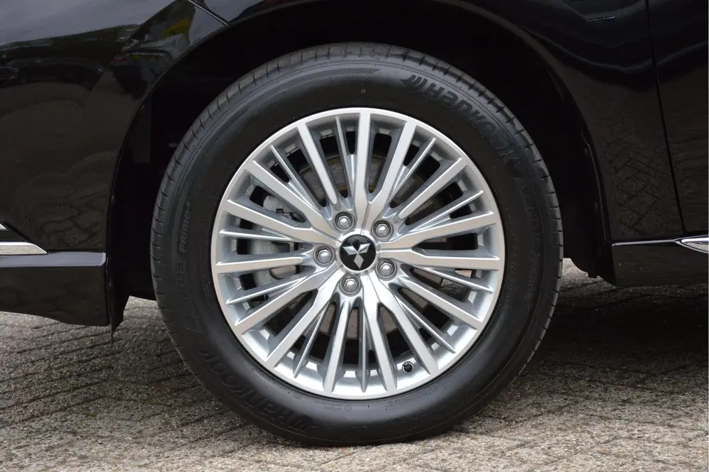 Mitsubishi Outlander 2.4 PHEV Instyle LED uit 2019, foto 5