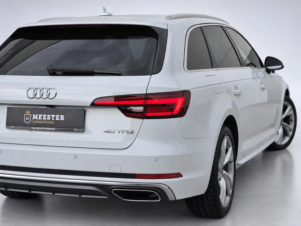 Audi A4 40 TFSI S line uit 2019, foto 13
