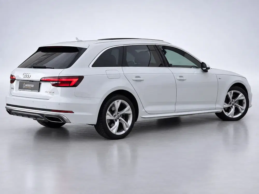Audi A4 40 TFSI S line uit 2019, foto 14
