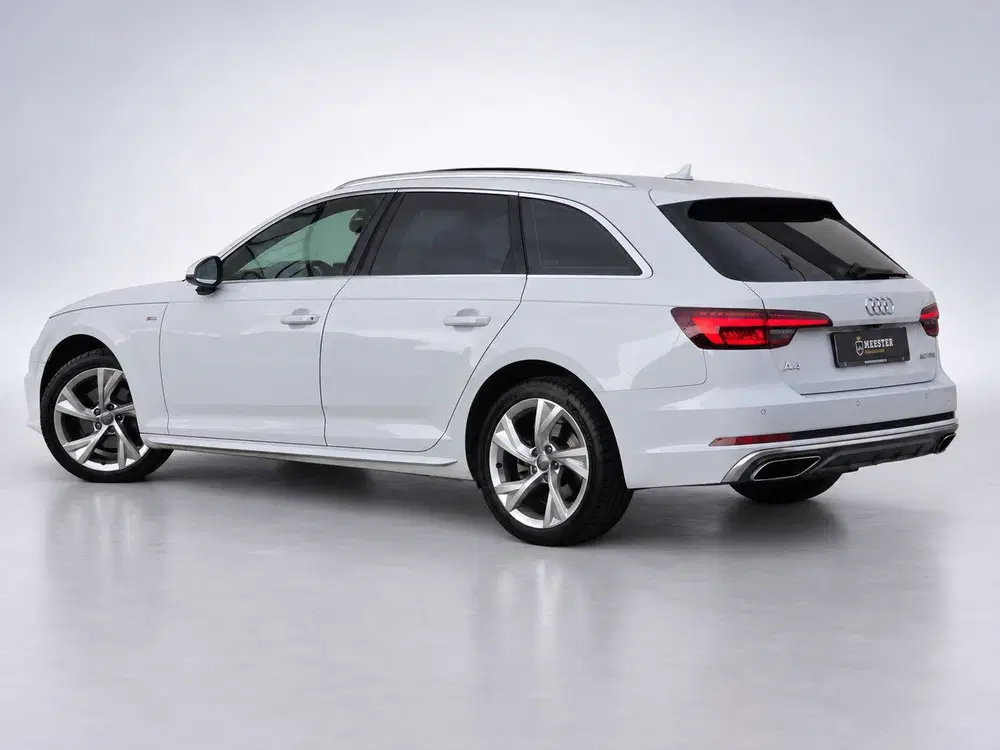 Audi A4 40 TFSI S line uit 2019, foto 9
