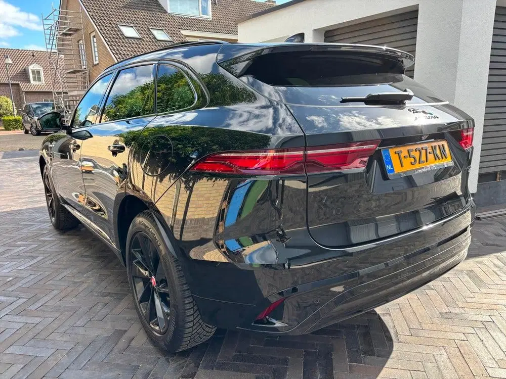 Jaguar F-Pace 2.0 P400e PHEV SE BLACK R DYNAMIC GARANTIE uit 2023, foto 4