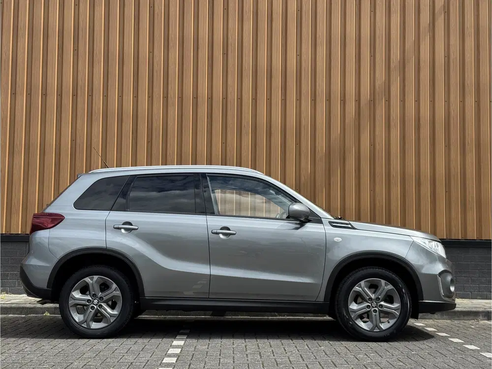 Suzuki Vitara 1.0 Boosterjet Select uit 2019, foto 4