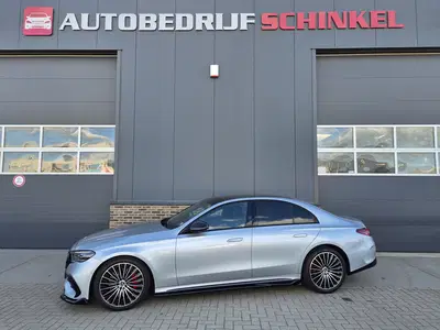 Mercedes-Benz E-Klasse E-Klasse 200 AMG PAKKET uit 2024