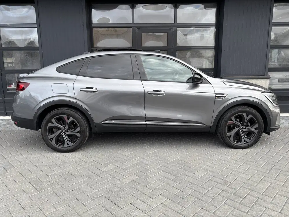 Renault Arkana 1.3 mild hybrid 160 R.S. line schuifdak 36 uit 2023, foto 2