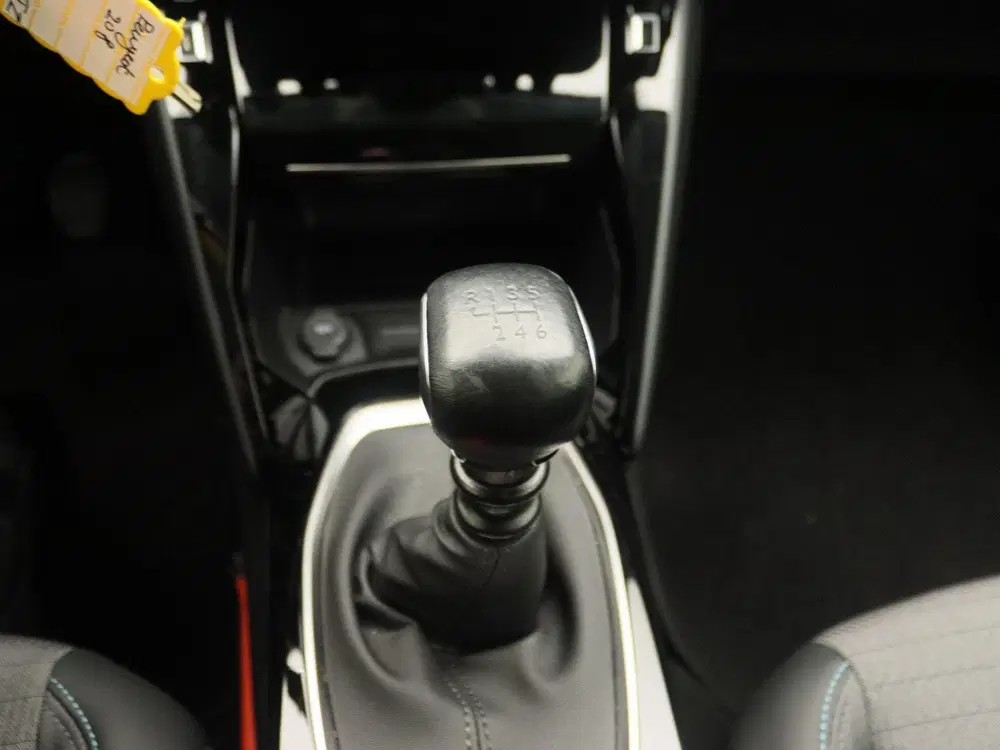 Peugeot 208 1.2 PureTech Allure uit 2022, foto 11