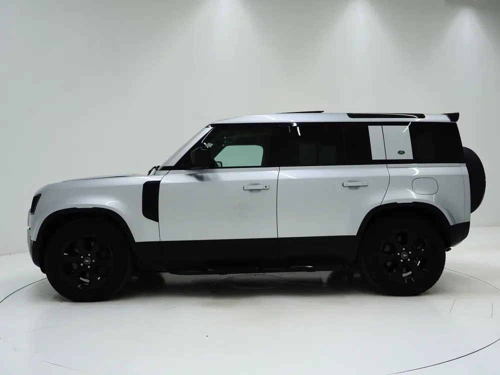 Land Rover Defender 2.0 P400e 110 uit 2021, foto 2