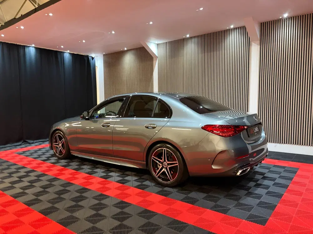 Mercedes-Benz C-Klasse 200 AMG Line 360 camera Leder uit 2022, foto 10