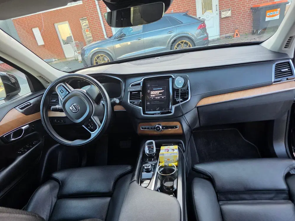 Volvo XC90 T8 Twin Engine AWD Plug-in Hybrid 390pk 7P uit 2021, foto 10