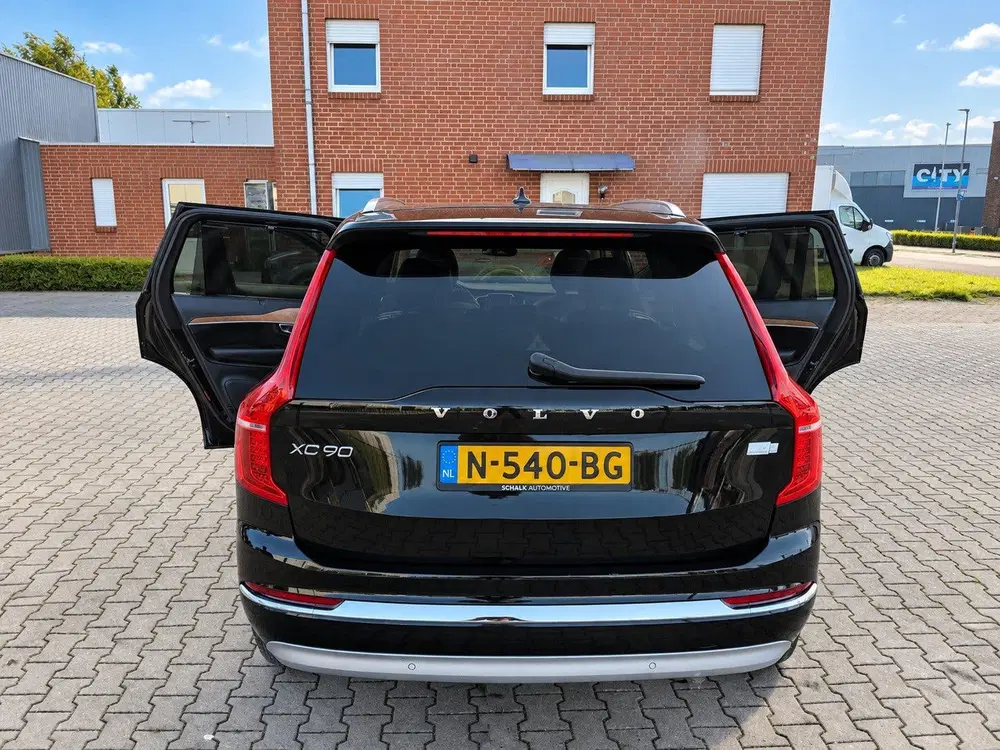 Volvo XC90 T8 Twin Engine AWD Plug-in Hybrid 390pk 7P uit 2021, foto 6