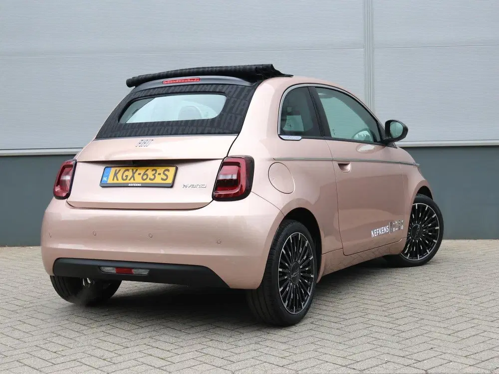 Fiat 500C 1.0 Hybrid La Prima uit 2026, foto 3