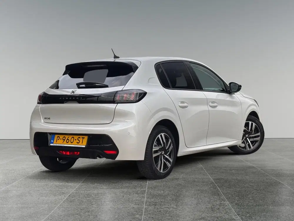 Peugeot 208 Allure Pack 1.2 75pk uit 2022, foto 5