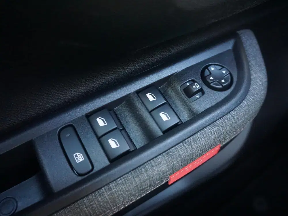 Citroën C3 Aircross 1.2 Hybrid 145pk Plus Climate control uit 2025, foto 12