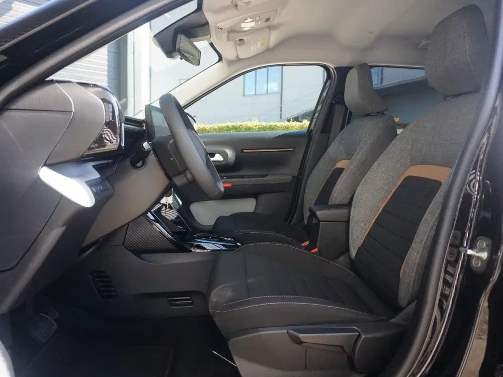 Citroën C3 Aircross 1.2 Hybrid 145pk Plus Climate control uit 2025, foto 8