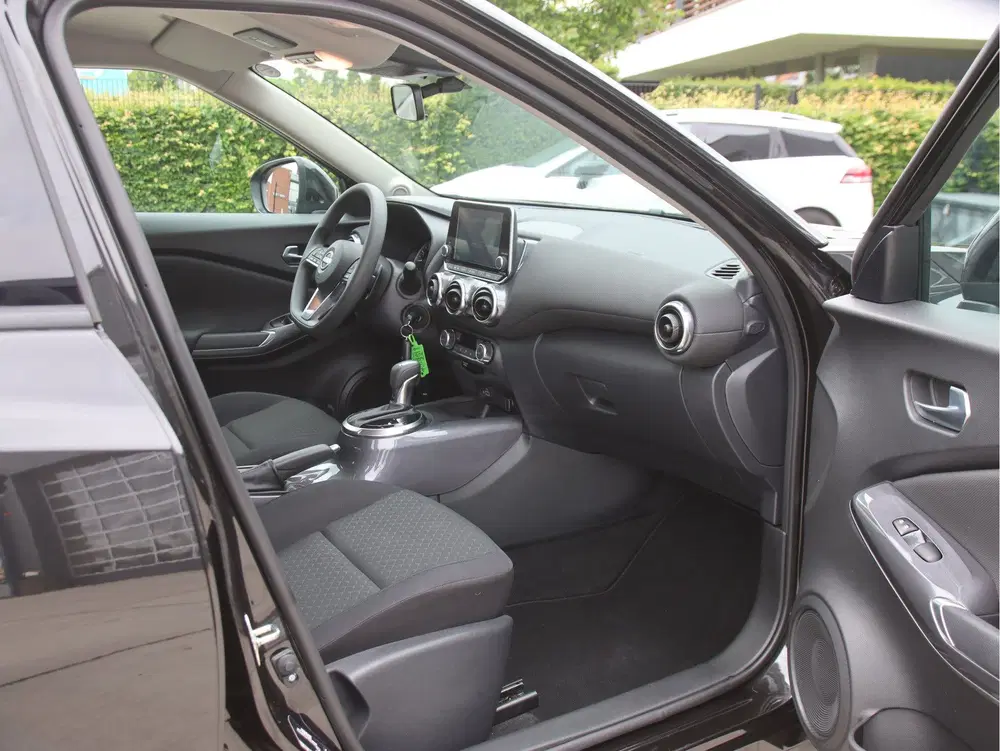 Nissan Juke 1.0 DIG-T N-Connecta Automaat uit 2024, foto 10