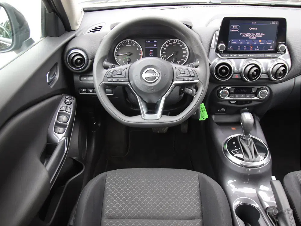 Nissan Juke 1.0 DIG-T N-Connecta Automaat uit 2024, foto 14