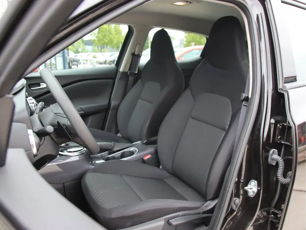 Nissan Juke 1.0 DIG-T N-Connecta Automaat uit 2024, foto 8