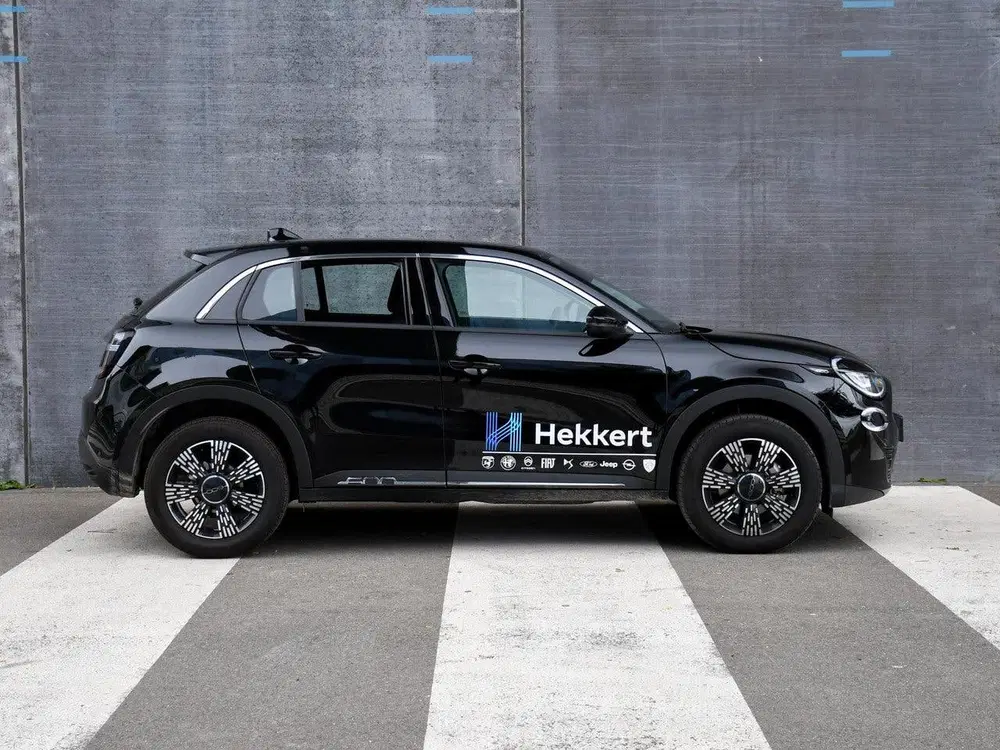 Fiat 600 Urban 1.2 Hybrid 110pk Automaat PDC ACHTER uit 2025, foto 4